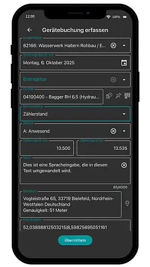 Smartphone mit der AppOne-Oberfläche zur mobilen Geräteerfassung mit Eingabefeldern für Gerät, Zählerstand, Einsatzdauer und Standort.